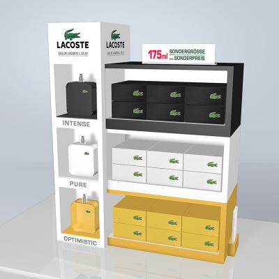 Lacoste Thekendisplay